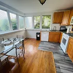 Charming 2Br Cottage House In Elkins Park